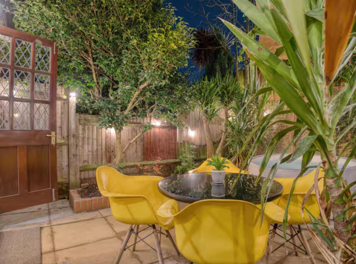 The Zen Den With Hot Tub And Garden Londres Exterior foto